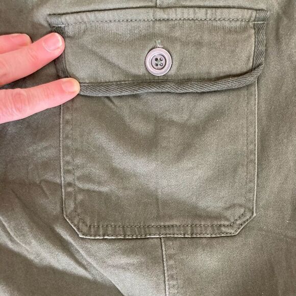 Motto army style pants convertible length pants w/great pockets - Picture 7 of 11
